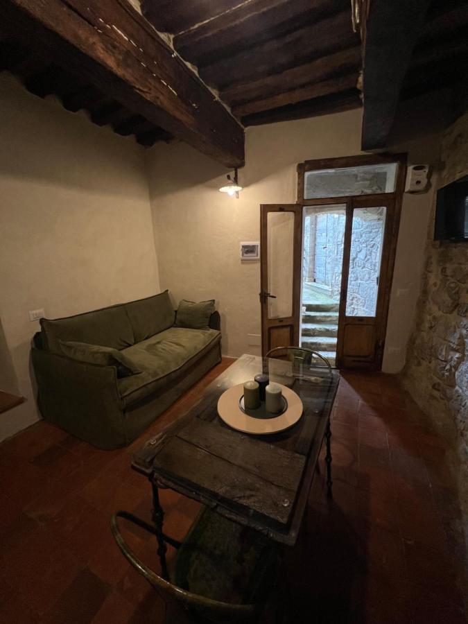 La Casa Del Teatro Apartment Campiglia dʼOrcia Exterior foto